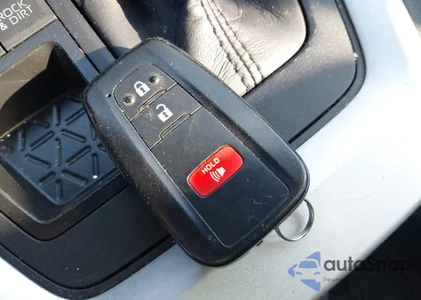 2024 Toyota Rav4 Xle из США, поврежденный, VIN 2T3P1RFV3RC468835